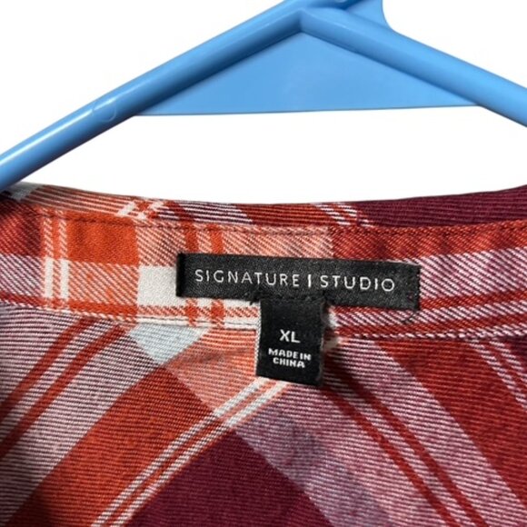 Signature Studios Button Down Long Sleeve Flannel Shirt-Size XL-Collared - Picture 8 of 8